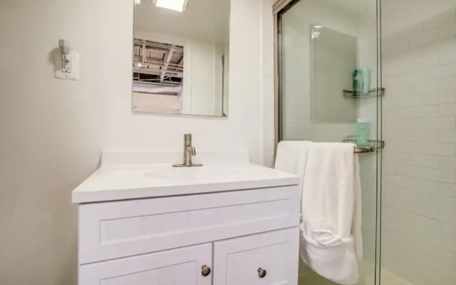 Private Studio in Serene DC Neighborhood