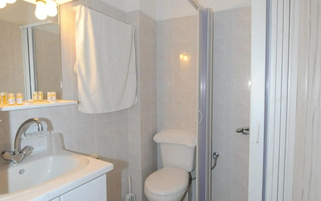 Orfeas Apartments