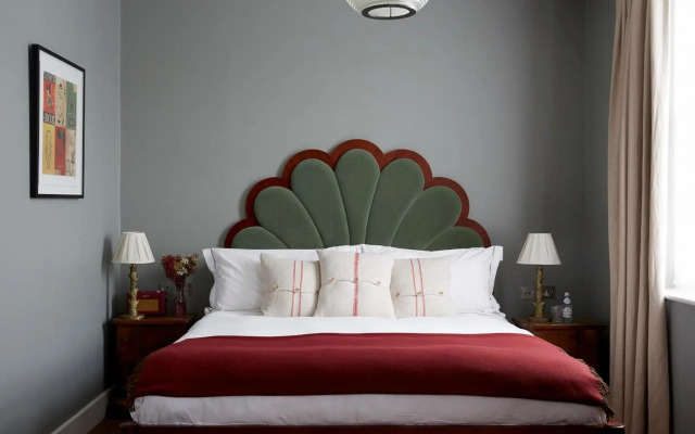 Artist Residence London