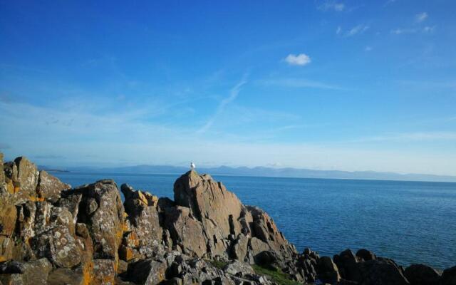 Bron Rhiw Guest House