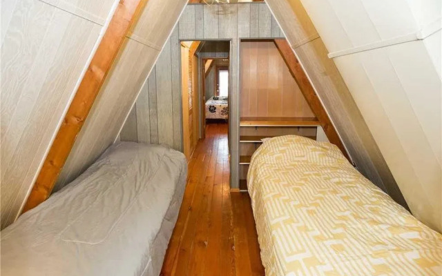 Sea Loft by RedAwning