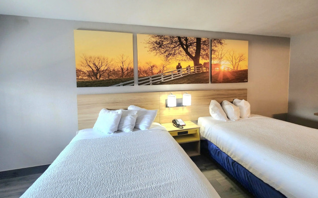 Days Inn by Wyndham Houston