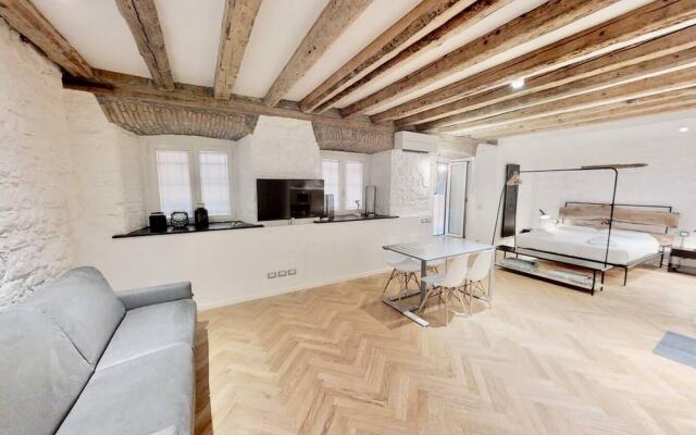 Triestevillas - Brand new Studio w/ AC - Old Town