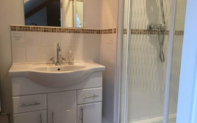 Elmsdale Guest House