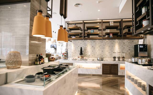 Holiday Inn & Suites Jakarta Gajah Mada by IHG
