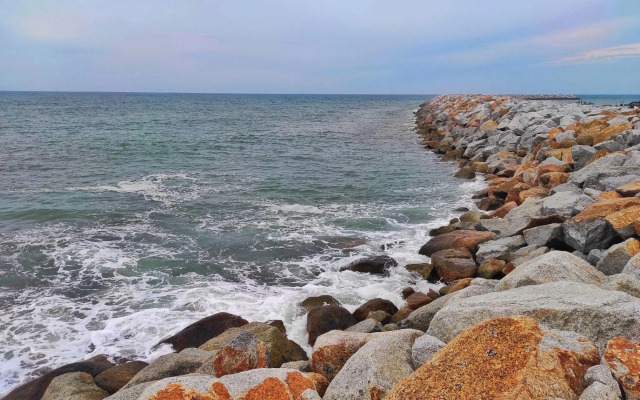 Anjung Pantai Seberang