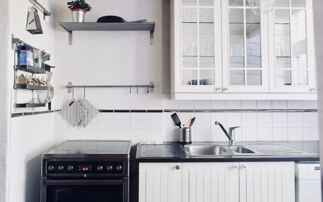 2ndhomes 19th Century Studio