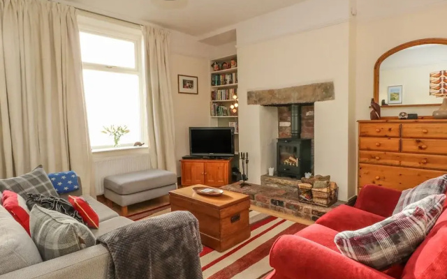 7 Bank Cottages, High Peak