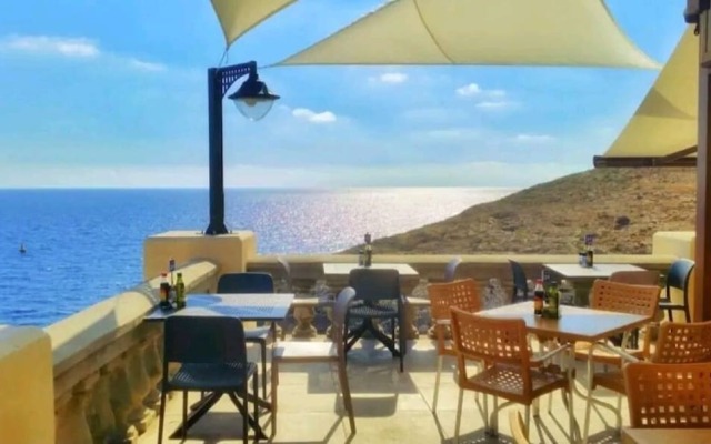 Stylish 3bed Penthouse Close to the Blue Grotto