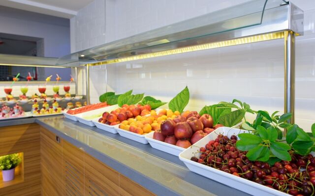 Floria Beach Hotel