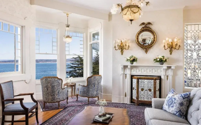 Seven Gables Inn on Monterey Bay, A Kirkwood Collection Property