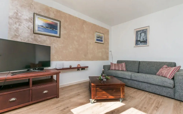 Villa Holiday Home Zvečanje