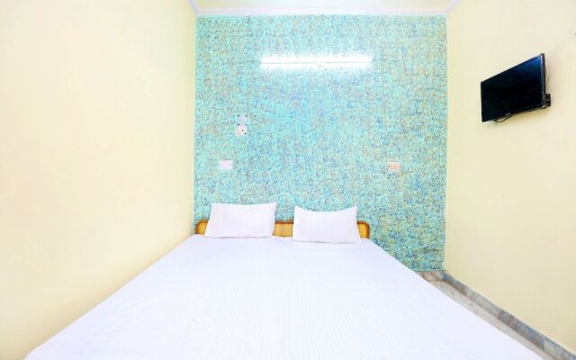 Spot On 43673 Hotel New Mehak Palace