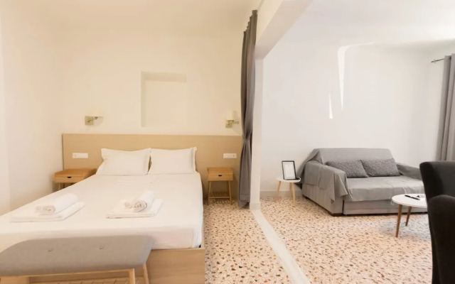 Athens Plaka Family Suites