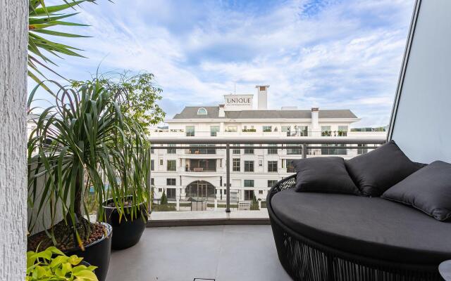 Moderno na Jurerê Internacional com Piscina #JA28