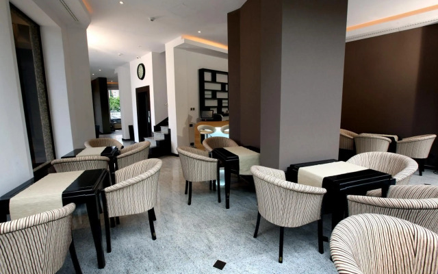Ambiance Hotel