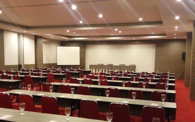 Hotel Candi Indah - Akpol Semarang