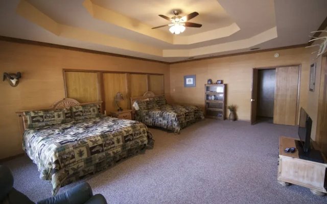 Lake Fork Lodge