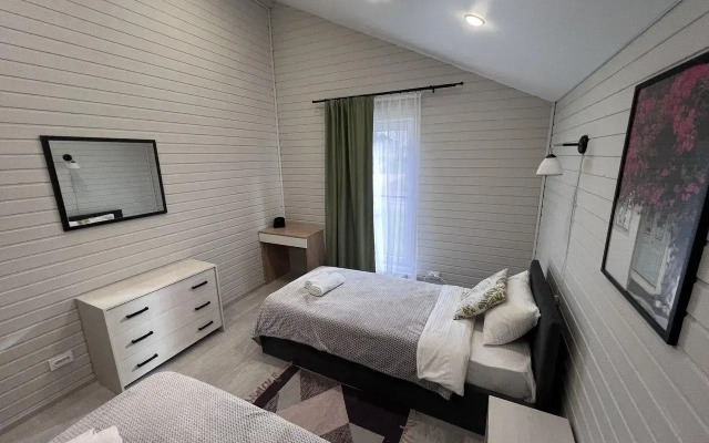 Sreda Green Lounge (Barnhouse 364)