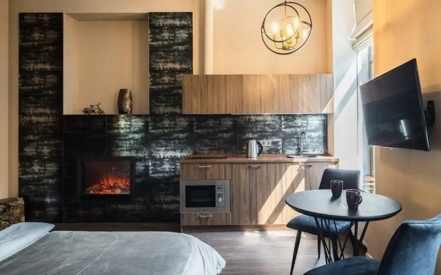 KievApts Sofievskaya 18