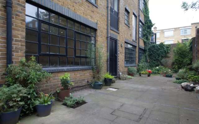 3 Bedroom Contemporary Home In Shoreditch