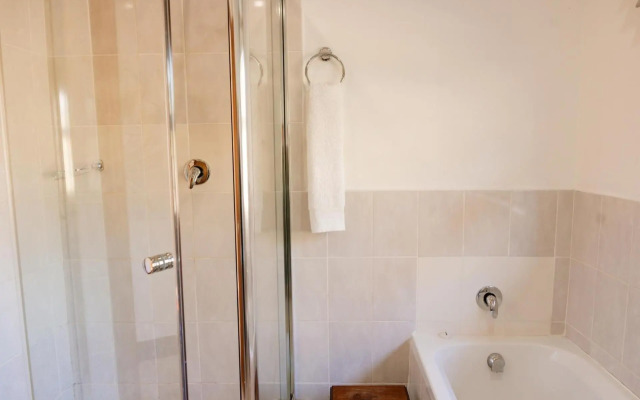 Wellstead in Champagne Valley