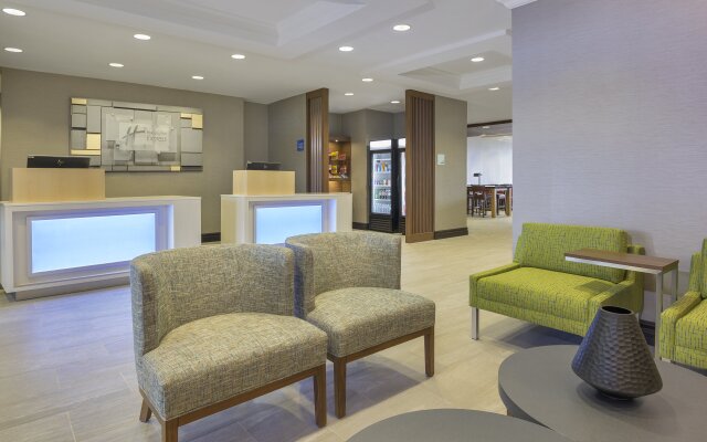 Holiday Inn Express & Suites North Bay by IHG