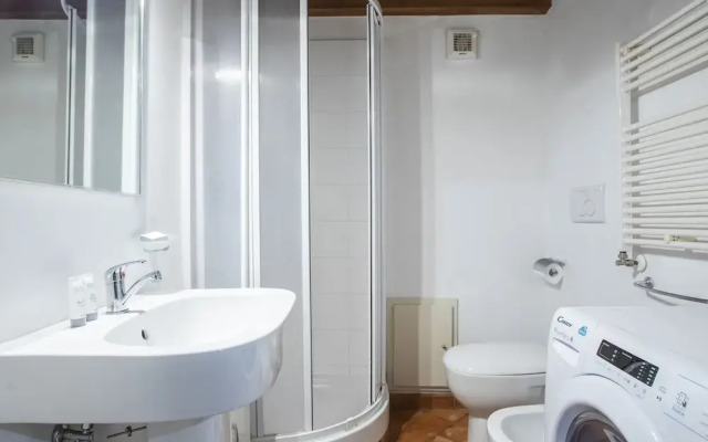 Sonder — Piazza dell'Orologio