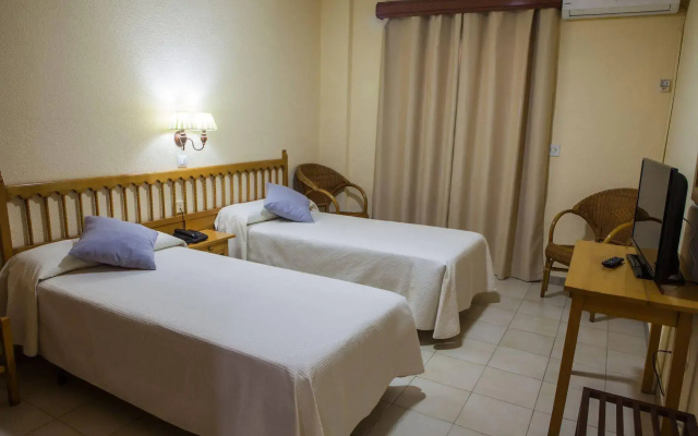 Hotel Tres Jotas