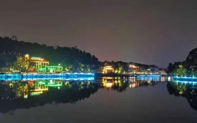 Shuiyuanshe Holiday Hotel