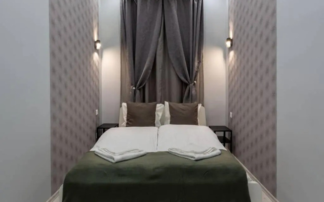 Premium Apartment by Hi5 - Central 1 bedroom (217)