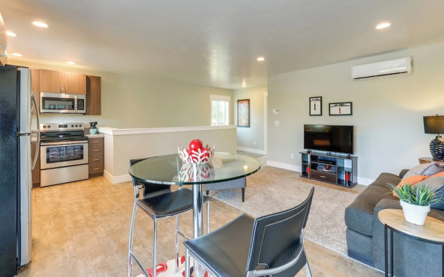 Modern Apt - 7 Mi to St. Anthony Sand Dunes!