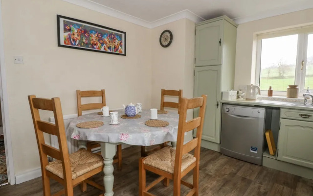 Hawksbridge Bungalow