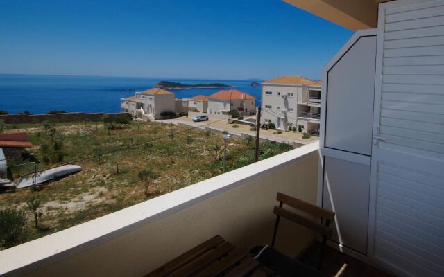 Sandra Apartments