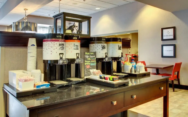 Hampton Inn Birmingham Leeds