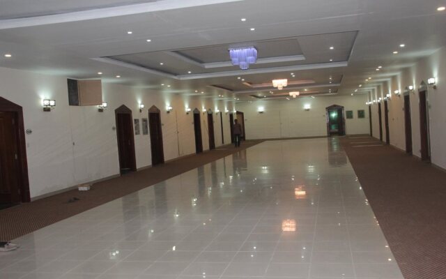 Grand Millennium Hotel