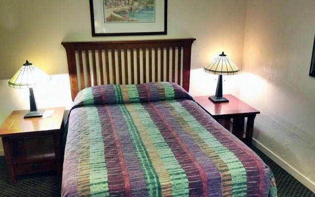 Capitola Venetian Hotel