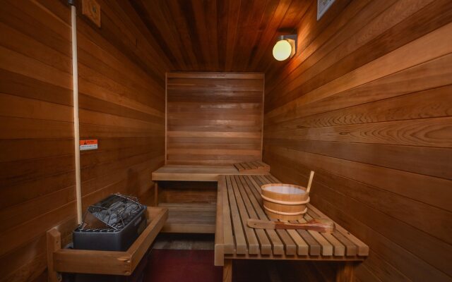 Unforgettable 8 Bedroom House