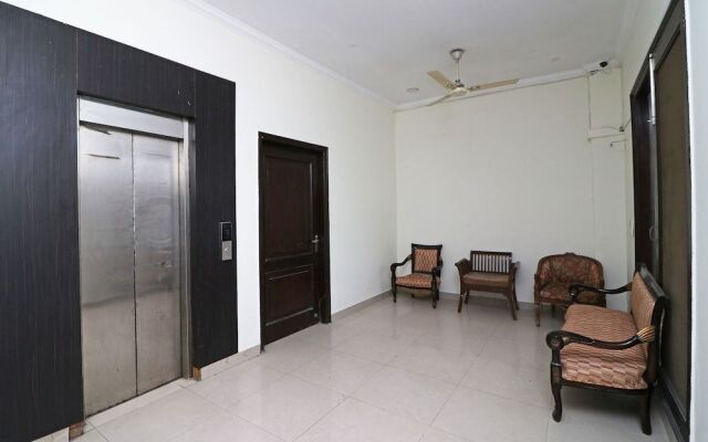 OYO 10878 Unitech Cyber Park