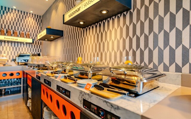 Hampton By Hilton Santiago Las Condes