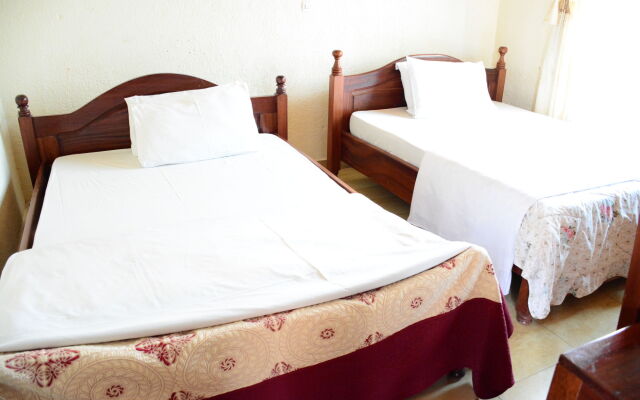Martin Aviator Hotel
