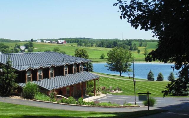 Sojourner's Lodge & Log Cabin Suites