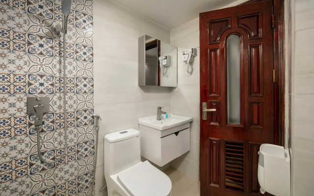 Little Hanoi Hotel