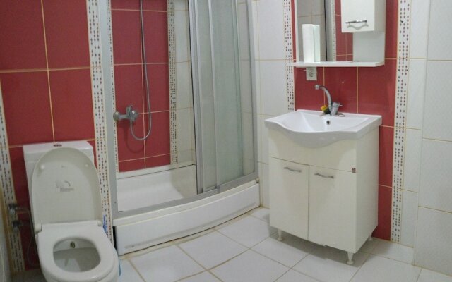 H&M House Butik Otel