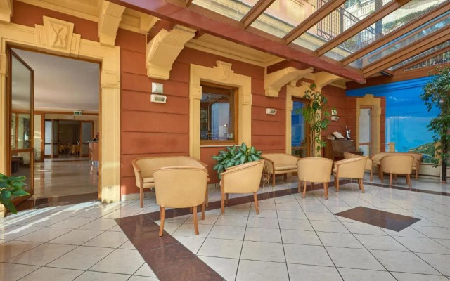 Hotel Careni Villa Italia