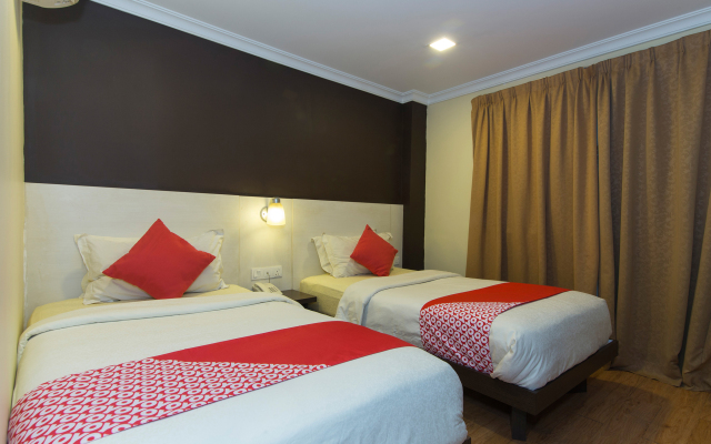 OYO 431 Hotel De Grand Orchard