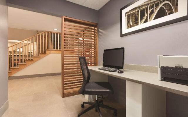 Country Inn & Suites By Carlson, Lawrenceville, GA