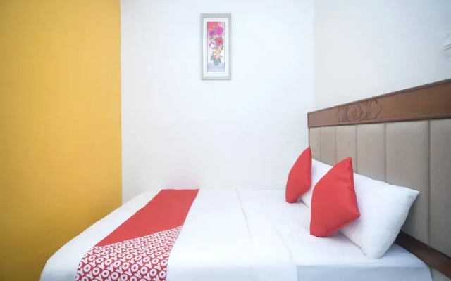 OYO 1101 Hotel Jerai CT Inn