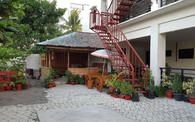 Spacious Private apartment at Laorenza Residences