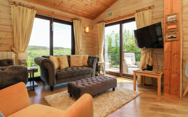 Moonlake Lodge